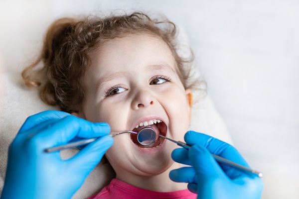 Examination,,Treatment,Teeth,Children.,Medical,Checkup,Oral,Cavity,With,Instruments.